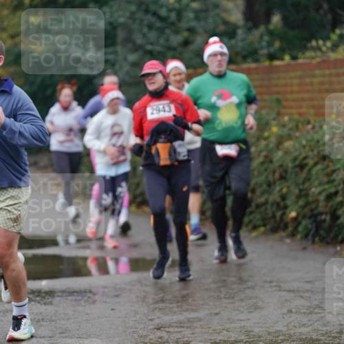 07.12.2025 - St. Pauli X-Mass-Run No. 15 Michael Burmester http://msf.ph/oto/9400202 07.12.2025 10:20:50 Laufen 2489, 2943 meine-sportfotos.de