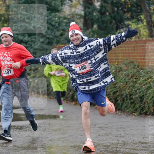 07.12.2025 - St. Pauli X-Mass-Run No. 15 Michael Burmester http://msf.ph/oto/9400269 07.12.2025 10:21:19 Laufen 3407, 000000000, 15, 498 meine-sportfotos.de