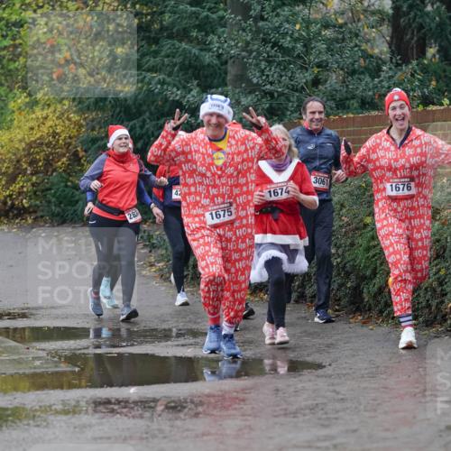 07.12.2025 - St. Pauli X-Mass-Run No. 15 Michael Burmester http://msf.ph/oto/9400295 07.12.2025 10:21:33 Laufen 42, 282, 10, 1674, 1675, 10, 3061, 1676 meine-sportfotos.de