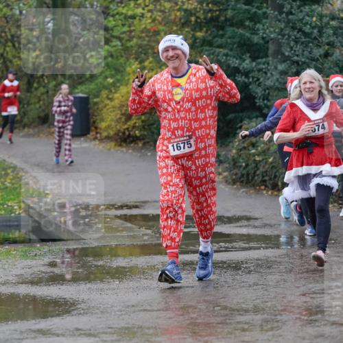 07.12.2025 - St. Pauli X-Mass-Run No. 15 Michael Burmester http://msf.ph/oto/9400299 07.12.2025 10:21:34 Laufen 20, 1675, 10, 574, 2916, 3 meine-sportfotos.de