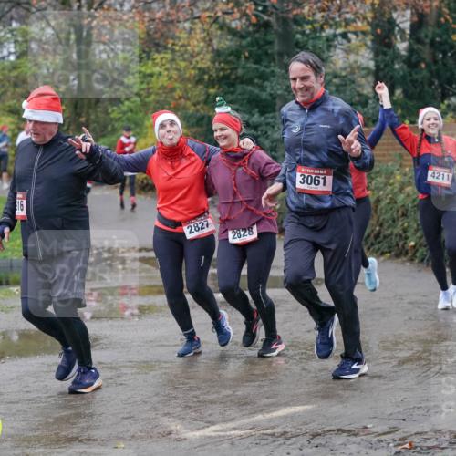 07.12.2025 - St. Pauli X-Mass-Run No. 15 Michael Burmester http://msf.ph/oto/9400311 07.12.2025 10:21:37 Laufen 16, 2827, 2828, 5, 3061, 4211 meine-sportfotos.de
