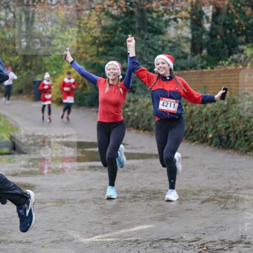 07.12.2025 - St. Pauli X-Mass-Run No. 15 Michael Burmester http://msf.ph/oto/9400313 07.12.2025 10:21:38 Laufen 4211 meine-sportfotos.de