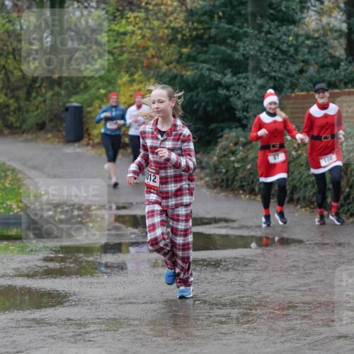 07.12.2025 - St. Pauli X-Mass-Run No. 15 Michael Burmester http://msf.ph/oto/9400323 07.12.2025 10:21:42 Laufen 012, 108 meine-sportfotos.de