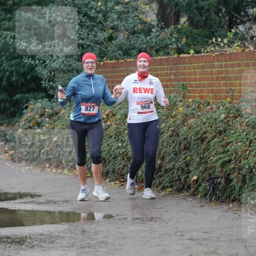 07.12.2025 - St. Pauli X-Mass-Run No. 15 Michael Burmester http://msf.ph/oto/9400334 07.12.2025 10:21:46 Laufen 827, 968 meine-sportfotos.de
