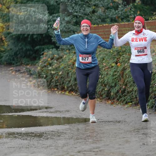 07.12.2025 - St. Pauli X-Mass-Run No. 15 Michael Burmester http://msf.ph/oto/9400336 07.12.2025 10:21:47 Laufen 15, 827, 968 meine-sportfotos.de