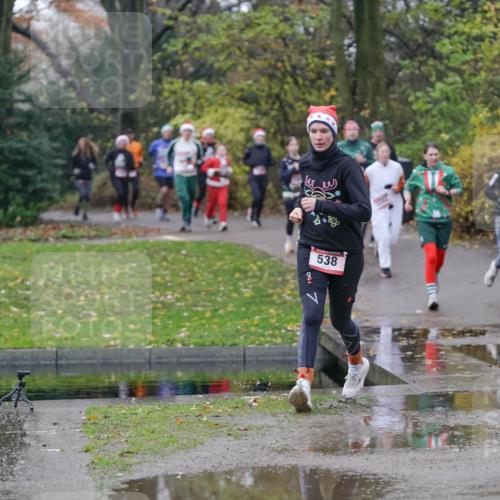 07.12.2025 - St. Pauli X-Mass-Run No. 15 Michael Burmester http://msf.ph/oto/9400346 07.12.2025 10:21:54 Laufen 538, 981, 1651 meine-sportfotos.de