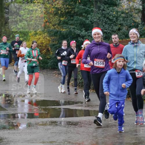 07.12.2025 - St. Pauli X-Mass-Run No. 15 Michael Burmester http://msf.ph/oto/9400350 07.12.2025 10:21:55 Laufen 233, 981, 165, 2559, 255, 580 meine-sportfotos.de