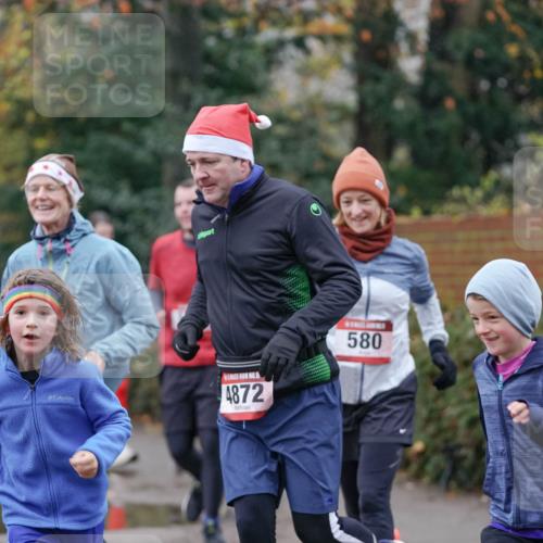07.12.2025 - St. Pauli X-Mass-Run No. 15 Michael Burmester http://msf.ph/oto/9400355 07.12.2025 10:21:56 Laufen 4872, 580 meine-sportfotos.de