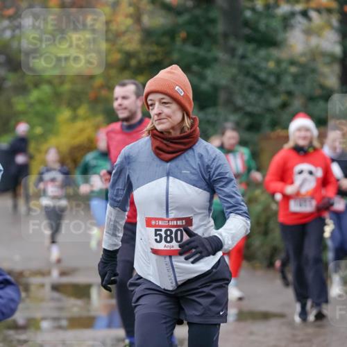 07.12.2025 - St. Pauli X-Mass-Run No. 15 Michael Burmester http://msf.ph/oto/9400358 07.12.2025 10:21:57 Laufen 15, 580 meine-sportfotos.de