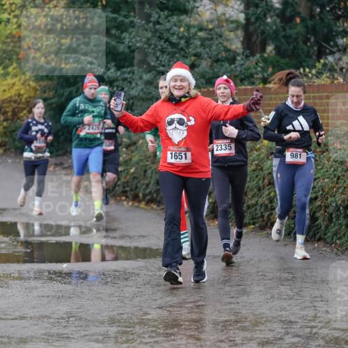 07.12.2025 - St. Pauli X-Mass-Run No. 15 Michael Burmester http://msf.ph/oto/9400362 07.12.2025 10:21:58 Laufen 2420, 1651, 2335, 981 meine-sportfotos.de
