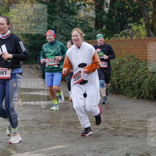 07.12.2025 - St. Pauli X-Mass-Run No. 15 Michael Burmester http://msf.ph/oto/9400374 07.12.2025 10:22:01 Laufen 981, 2420, 3382, 2507 meine-sportfotos.de