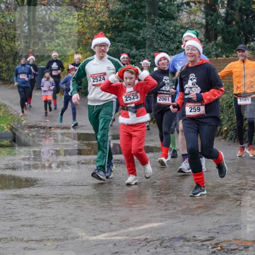 07.12.2025 - St. Pauli X-Mass-Run No. 15 Michael Burmester http://msf.ph/oto/9400387 07.12.2025 10:22:08 Laufen 2524, 2525, 2061, 259, 3161 meine-sportfotos.de