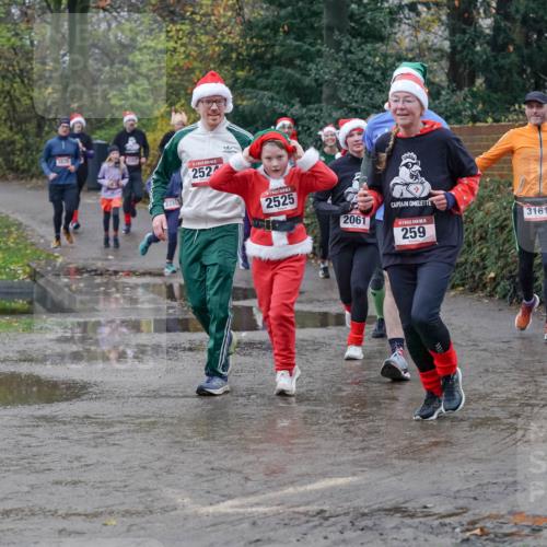 07.12.2025 - St. Pauli X-Mass-Run No. 15 Michael Burmester http://msf.ph/oto/9400388 07.12.2025 10:22:08 Laufen 3835, 252, 2525, 2061, 259, 3161 meine-sportfotos.de