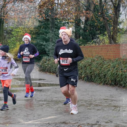 07.12.2025 - St. Pauli X-Mass-Run No. 15 Michael Burmester http://msf.ph/oto/9400426 07.12.2025 10:22:16 Laufen 3838, 2053, 15, 952 meine-sportfotos.de