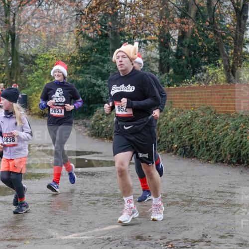 07.12.2025 - St. Pauli X-Mass-Run No. 15 Michael Burmester http://msf.ph/oto/9400427 07.12.2025 10:22:16 Laufen 3838, 2053, 952 meine-sportfotos.de