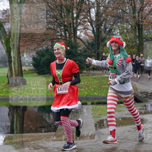 07.12.2025 - St. Pauli X-Mass-Run No. 15 Michael Burmester http://msf.ph/oto/9400458 07.12.2025 10:22:26 Laufen 145, 4304, 706 meine-sportfotos.de
