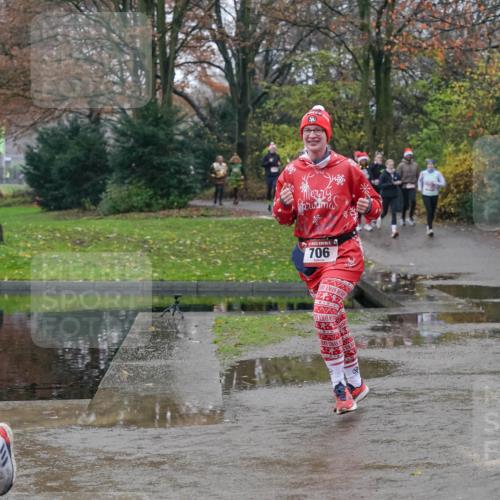 07.12.2025 - St. Pauli X-Mass-Run No. 15 Michael Burmester http://msf.ph/oto/9400461 07.12.2025 10:22:27 Laufen 4878, 706 meine-sportfotos.de