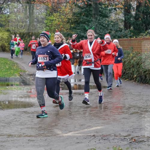 07.12.2025 - St. Pauli X-Mass-Run No. 15 Michael Burmester http://msf.ph/oto/9400539 07.12.2025 10:22:49 Laufen 1037, 57, 1153, 1936, 55 meine-sportfotos.de