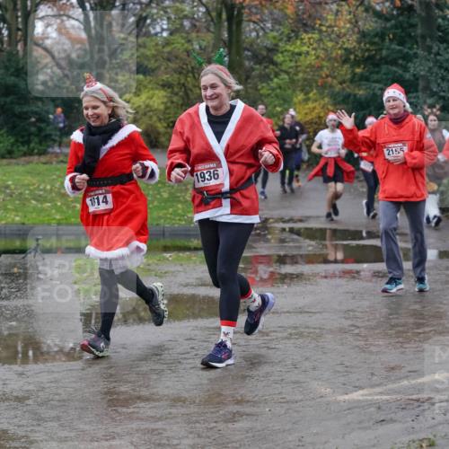 07.12.2025 - St. Pauli X-Mass-Run No. 15 Michael Burmester http://msf.ph/oto/9400545 07.12.2025 10:22:50 Laufen 15, 153, 1814, 15, 1936, 2155, 3360 meine-sportfotos.de