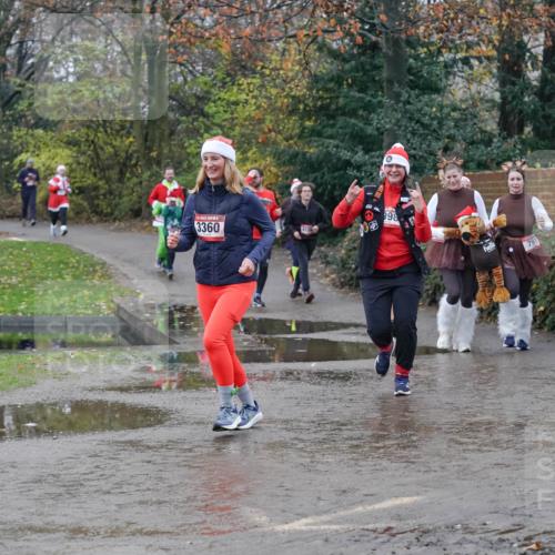 07.12.2025 - St. Pauli X-Mass-Run No. 15 Michael Burmester http://msf.ph/oto/9400555 07.12.2025 10:22:52 Laufen 998, 3360, 791 meine-sportfotos.de