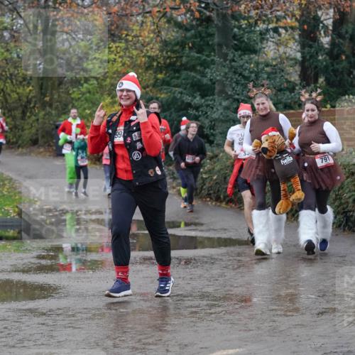 07.12.2025 - St. Pauli X-Mass-Run No. 15 Michael Burmester http://msf.ph/oto/9400558 07.12.2025 10:22:53 Laufen 1, 3360, 99, 4102, 791 meine-sportfotos.de