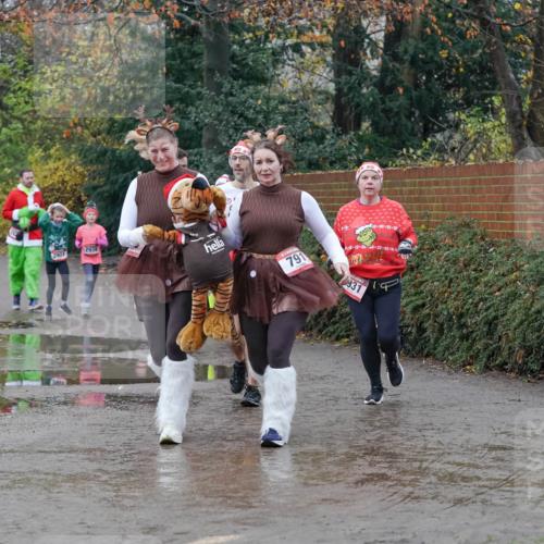 07.12.2025 - St. Pauli X-Mass-Run No. 15 Michael Burmester http://msf.ph/oto/9400563 07.12.2025 10:22:54 Laufen 2901, 2934, 791, 931 meine-sportfotos.de