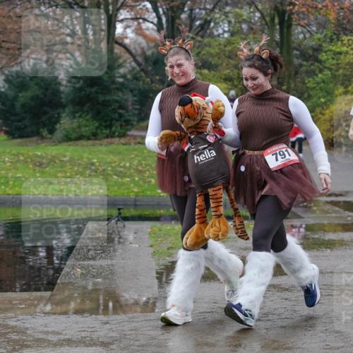 07.12.2025 - St. Pauli X-Mass-Run No. 15 Michael Burmester http://msf.ph/oto/9400573 07.12.2025 10:22:55 Laufen 791, 3399 meine-sportfotos.de
