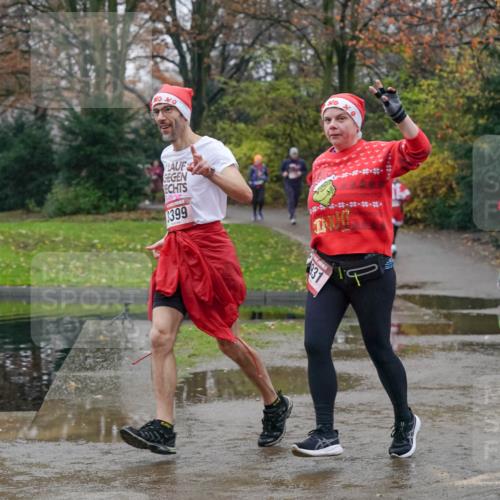 07.12.2025 - St. Pauli X-Mass-Run No. 15 Michael Burmester http://msf.ph/oto/9400579 07.12.2025 10:22:56 Laufen 399, 931 meine-sportfotos.de