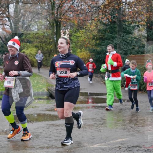 07.12.2025 - St. Pauli X-Mass-Run No. 15 Michael Burmester http://msf.ph/oto/9400593 07.12.2025 10:23:00 Laufen 86, 15, 230, 2901, 2934 meine-sportfotos.de
