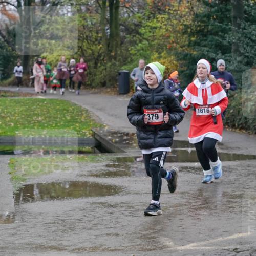07.12.2025 - St. Pauli X-Mass-Run No. 15 Michael Burmester http://msf.ph/oto/9400607 07.12.2025 10:23:03 Laufen 15, 1616, 379, 162 meine-sportfotos.de