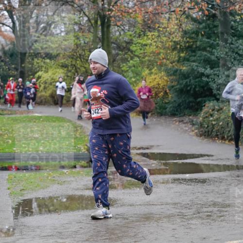 07.12.2025 - St. Pauli X-Mass-Run No. 15 Michael Burmester http://msf.ph/oto/9400614 07.12.2025 10:23:08 Laufen 2422, 3029 meine-sportfotos.de
