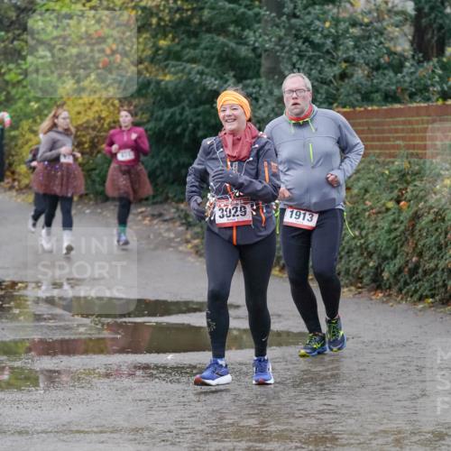 07.12.2025 - St. Pauli X-Mass-Run No. 15 Michael Burmester http://msf.ph/oto/9400618 07.12.2025 10:23:09 Laufen 3029, 1913 meine-sportfotos.de