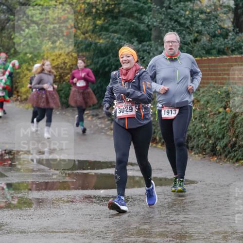 07.12.2025 - St. Pauli X-Mass-Run No. 15 Michael Burmester http://msf.ph/oto/9400619 07.12.2025 10:23:09 Laufen 3029, 1913 meine-sportfotos.de