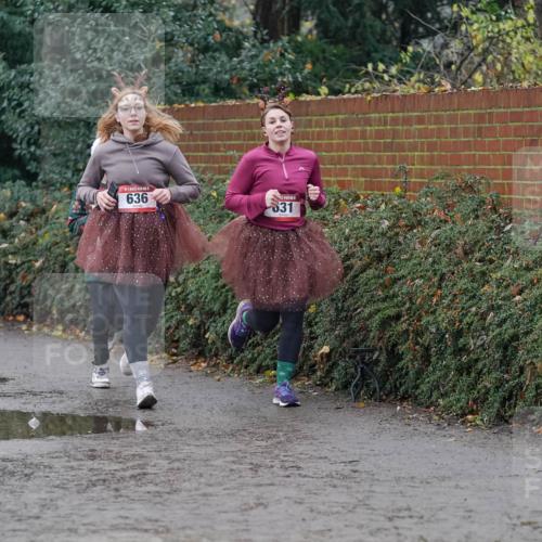 07.12.2025 - St. Pauli X-Mass-Run No. 15 Michael Burmester http://msf.ph/oto/9400632 07.12.2025 10:23:13 Laufen 68, 1195, 636, 531 meine-sportfotos.de