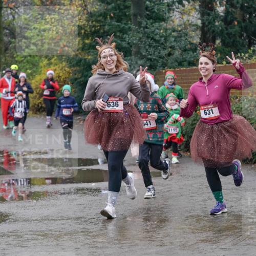 07.12.2025 - St. Pauli X-Mass-Run No. 15 Michael Burmester http://msf.ph/oto/9400638 07.12.2025 10:23:16 Laufen 1275, 15, 636, 641, 1195, 631 meine-sportfotos.de