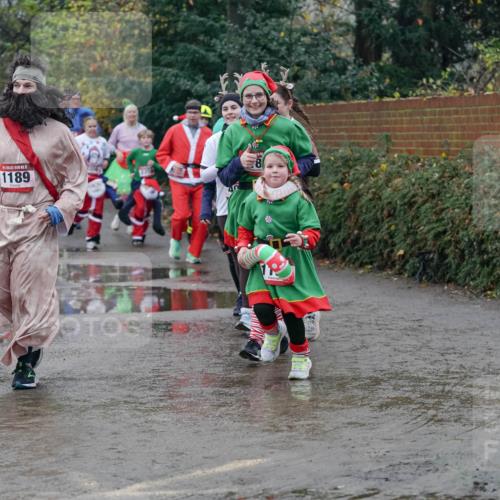 07.12.2025 - St. Pauli X-Mass-Run No. 15 Michael Burmester http://msf.ph/oto/9400654 07.12.2025 10:23:20 Laufen 1189, 8 meine-sportfotos.de