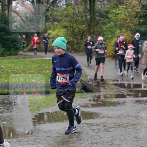 07.12.2025 - St. Pauli X-Mass-Run No. 15 Michael Burmester http://msf.ph/oto/9400668 07.12.2025 10:23:23 Laufen 155, 15, 1275, 433, 2535, 47 meine-sportfotos.de