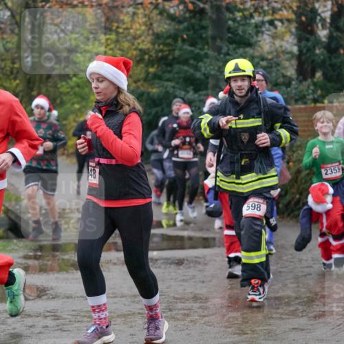 07.12.2025 - St. Pauli X-Mass-Run No. 15 Michael Burmester http://msf.ph/oto/9400680 07.12.2025 10:23:26 Laufen 48, 598, 2355, 559 meine-sportfotos.de