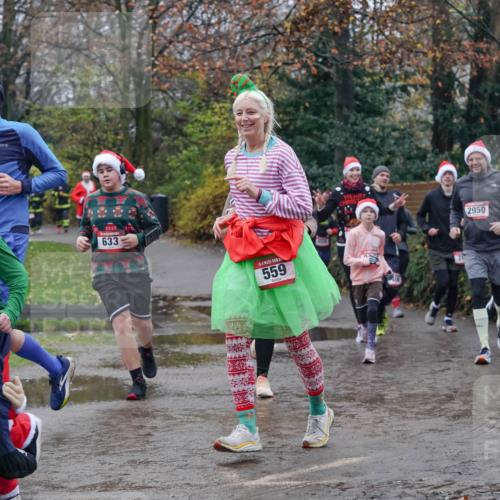07.12.2025 - St. Pauli X-Mass-Run No. 15 Michael Burmester http://msf.ph/oto/9400692 07.12.2025 10:23:28 Laufen 633, 15, 2355, 559, 2950 meine-sportfotos.de