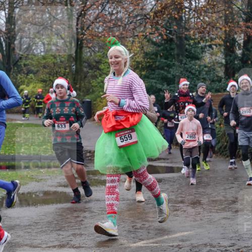 07.12.2025 - St. Pauli X-Mass-Run No. 15 Michael Burmester http://msf.ph/oto/9400693 07.12.2025 10:23:28 Laufen 15, 2355, 633, 15, 559, 459, 2955, 406, 2950 meine-sportfotos.de
