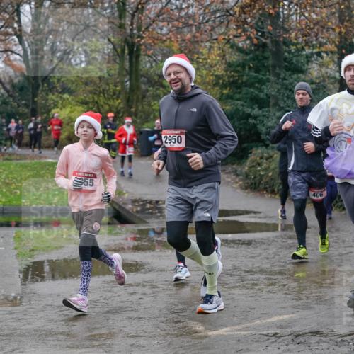 07.12.2025 - St. Pauli X-Mass-Run No. 15 Michael Burmester http://msf.ph/oto/9400704 07.12.2025 10:23:30 Laufen 55, 2950, 406, 15, 371, 28 meine-sportfotos.de