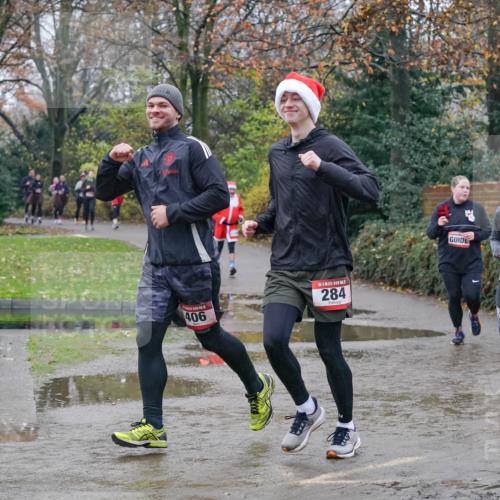 07.12.2025 - St. Pauli X-Mass-Run No. 15 Michael Burmester http://msf.ph/oto/9400711 07.12.2025 10:23:32 Laufen 406, 284, 2647 meine-sportfotos.de