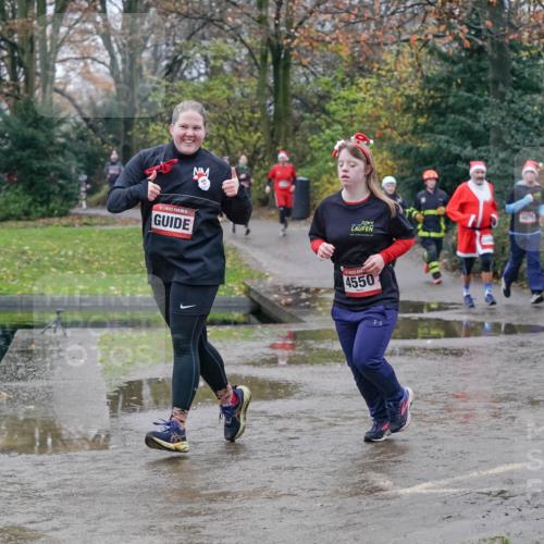 07.12.2025 - St. Pauli X-Mass-Run No. 15 Michael Burmester http://msf.ph/oto/9400726 07.12.2025 10:23:35 Laufen 4075, 4550 meine-sportfotos.de