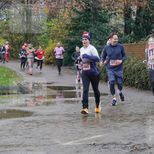 07.12.2025 - St. Pauli X-Mass-Run No. 15 Michael Burmester http://msf.ph/oto/9400770 07.12.2025 10:23:48 Laufen 337, 4860, 2012, 2013 meine-sportfotos.de