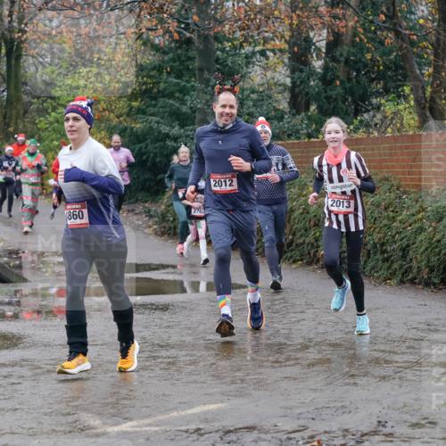 07.12.2025 - St. Pauli X-Mass-Run No. 15 Michael Burmester http://msf.ph/oto/9400772 07.12.2025 10:23:49 Laufen 860, 2762, 2012, 2013 meine-sportfotos.de