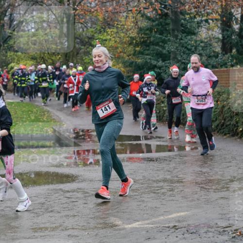 07.12.2025 - St. Pauli X-Mass-Run No. 15 Michael Burmester http://msf.ph/oto/9400794 07.12.2025 10:23:53 Laufen 262, 141, 4255, 2563 meine-sportfotos.de