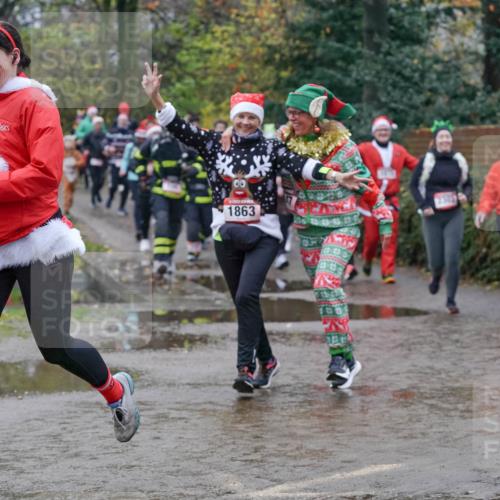 07.12.2025 - St. Pauli X-Mass-Run No. 15 Michael Burmester http://msf.ph/oto/9400817 07.12.2025 10:23:58 Laufen 1863 meine-sportfotos.de
