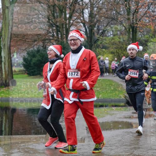 07.12.2025 - St. Pauli X-Mass-Run No. 15 Michael Burmester http://msf.ph/oto/9400842 07.12.2025 10:24:04 Laufen 5, 1872, 2594, 2459, 233 meine-sportfotos.de
