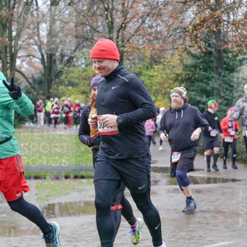 07.12.2025 - St. Pauli X-Mass-Run No. 15 Michael Burmester http://msf.ph/oto/9400877 07.12.2025 10:24:11 Laufen 4161, 30, 1823 meine-sportfotos.de