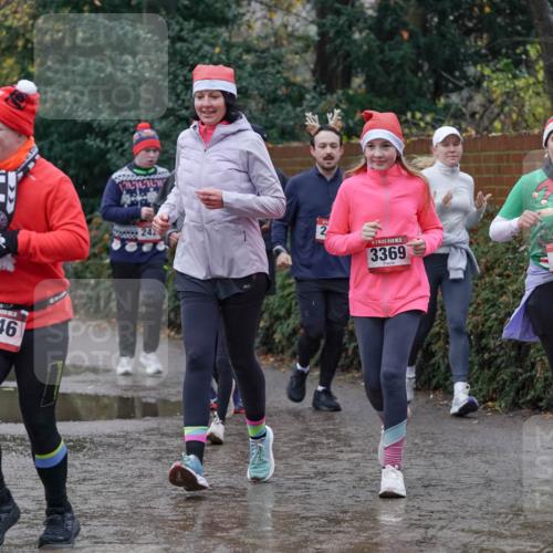 07.12.2025 - St. Pauli X-Mass-Run No. 15 Michael Burmester http://msf.ph/oto/9400902 07.12.2025 10:24:17 Laufen 5, 4146, 268, 242, 25, 3369, 4095 meine-sportfotos.de